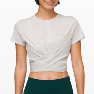 Lululemon Time To Restore Short Sleeve Size 8